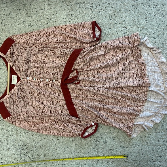 Jackson Rowe M GUC Red and White Patterned dress ruffled bottom - Picture 10 of 13